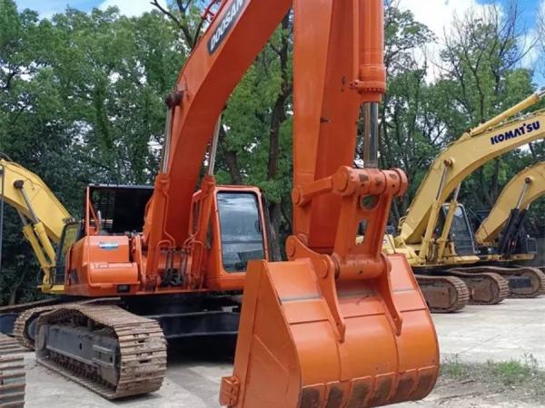 Utilisé Doosan DH420LC Excavation de la Terre équipement de l'exploitation minière