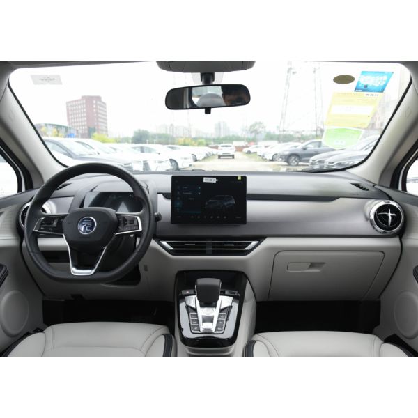 Byd Yuan Pro 2021 Model 301KM Comfort Small SUV 5 Door 5 Seats Electric