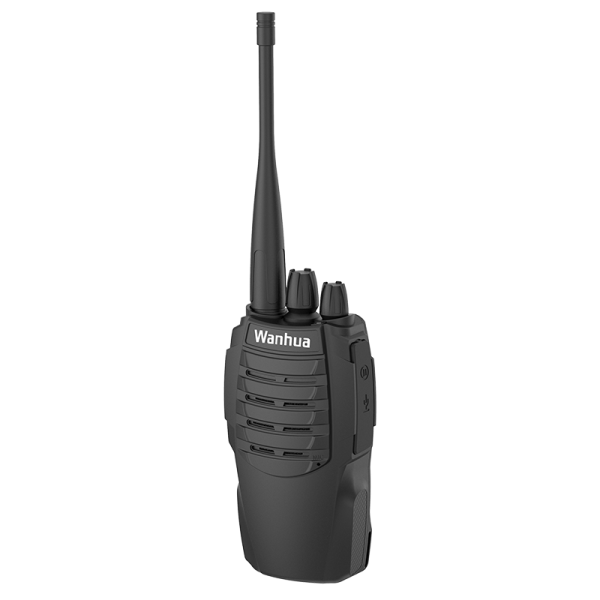Long Range Handheld Walkie Talkie with 2.5ppm Frequency Stability and USB Charger