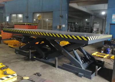 A fábrica usa o levantamento que em tandem o elevador elétrico hidráulico Scissor a tabela com tesouras gêmeas