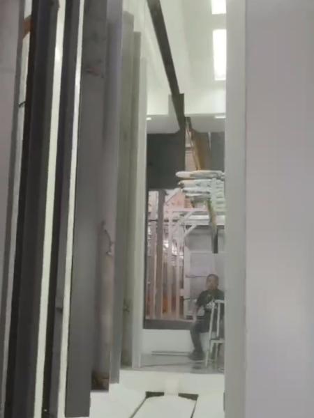 High Efficiency Automatic Powder Coating Plant With Cyclone Powder Recovery For Metal Furniture