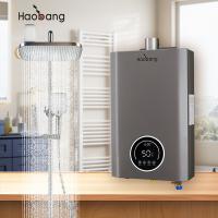 Chauffe-eau à gaz à ventilation forcée pour une ventilation et des gaz d'échappement optimaux