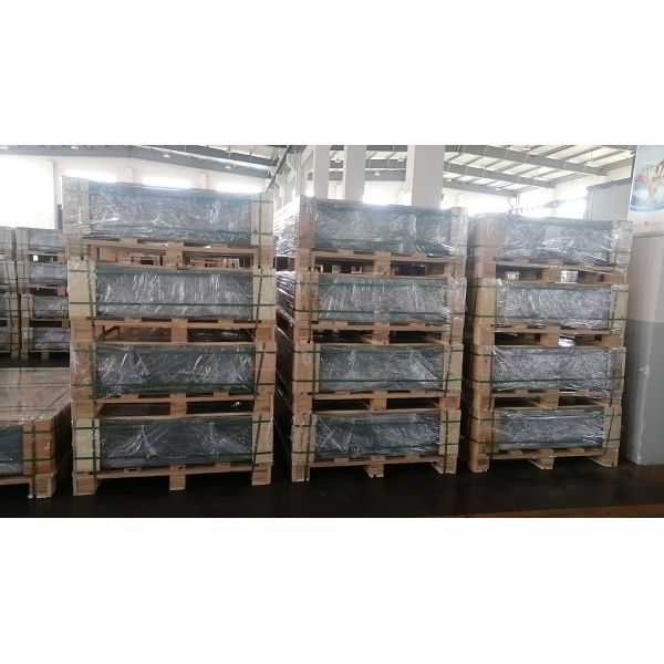 Safety AR Coating Solar Glass Low Iron UV Resistant Glass For Solar Panel Backsheet