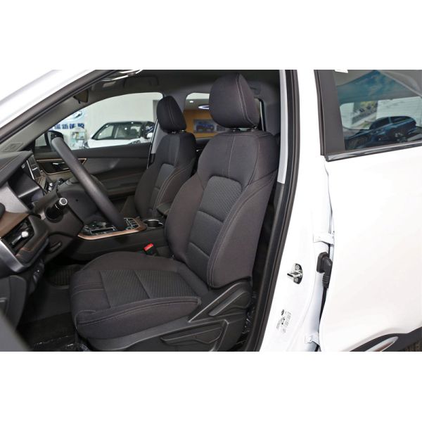 Small SUV Chery Ruihu E 401km Fast Charge 0.5 Hours for Energy Electric Vehicle