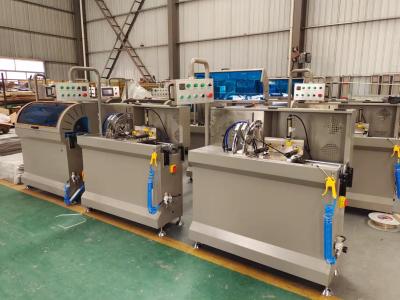 A mitra automática do CNC viu que a máquina de corte de canto do conector para a janela de alumínio com 500 viu o balde
