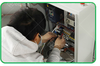 2022 Year 220v Max Speed 120pcs/min N95 Mask Making Machine for Respirator Production