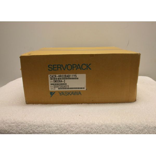 ВЫХОД УСИЛИТЕЛЯ 0-115V 3P 2.7A СЕРВОПРИВОДА YASKAWA CACR-HR02BAB11Y5, привод AC. новый оригинал.