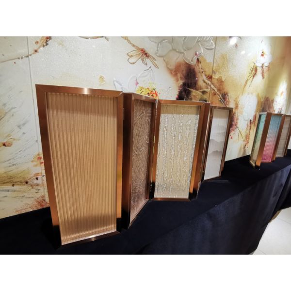 Tempered Colorful SGCC 5.5mm  Fused Glass Wall Panels