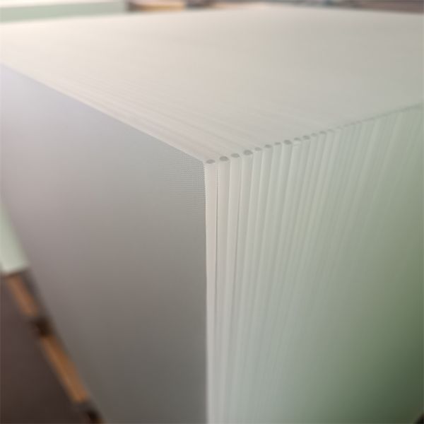 Scratch Resistant Solar Tempered Glass 2mm 3.2mm Clear Glass Solar Panel For Solar And Greenhouse