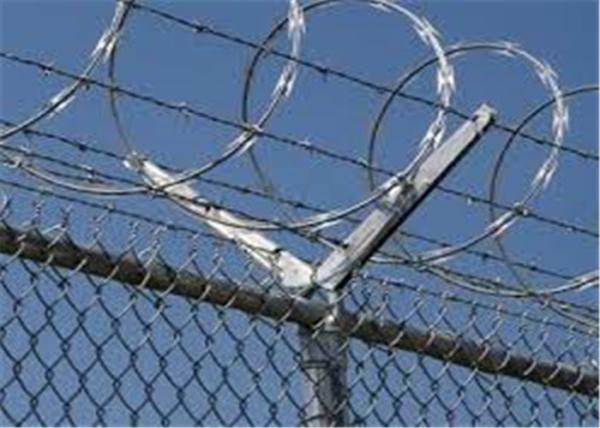 Galvanized V Shape Barbed Wire Extension Arm Six Strands For Security Fence