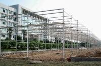 Serre PC résistante aux rayons UV et régulée à température avec de grandes zones de ventilation - idéale pour les plantes de grande valeur