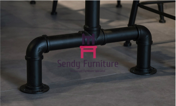 Основание дизайна трубки таблиц ресторан бара верхней части твердой древесины с Фоотрест Комфотабле