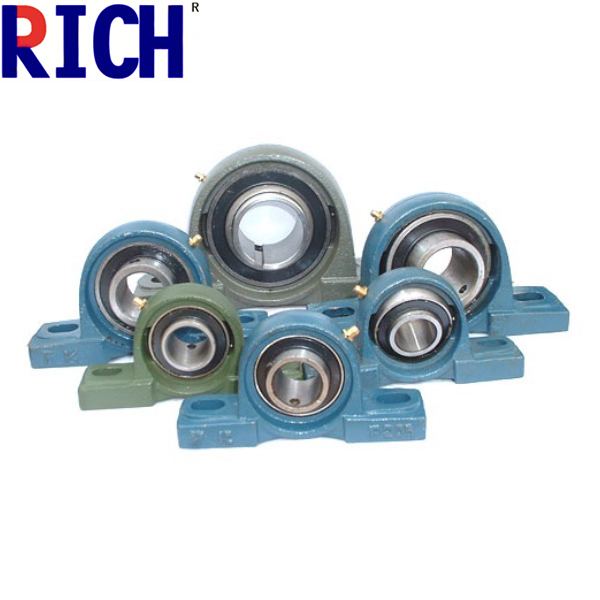 Single Row Pillow Ball Bearing , Tractor Locking Collar Bearing UCP205 Type