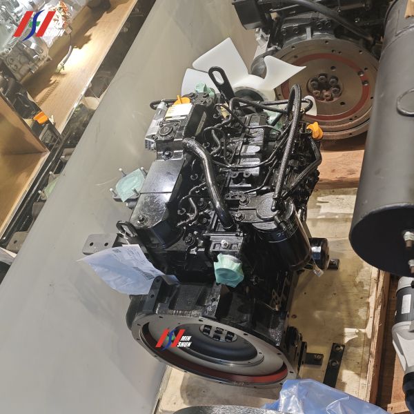 The Yanmar 4TNV88-GGHWC Is A 4-cylinder, Four-stroke Diesel Engine.