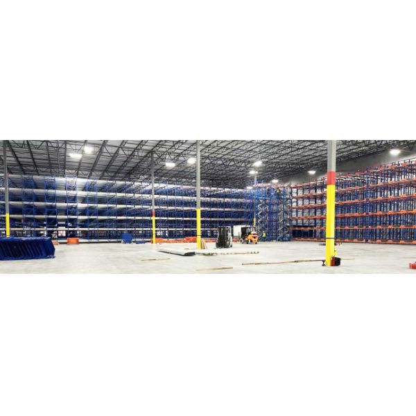 Two Way Radio Shuttle Racking Pallet Runner Rack System Room Temperature Warehouse