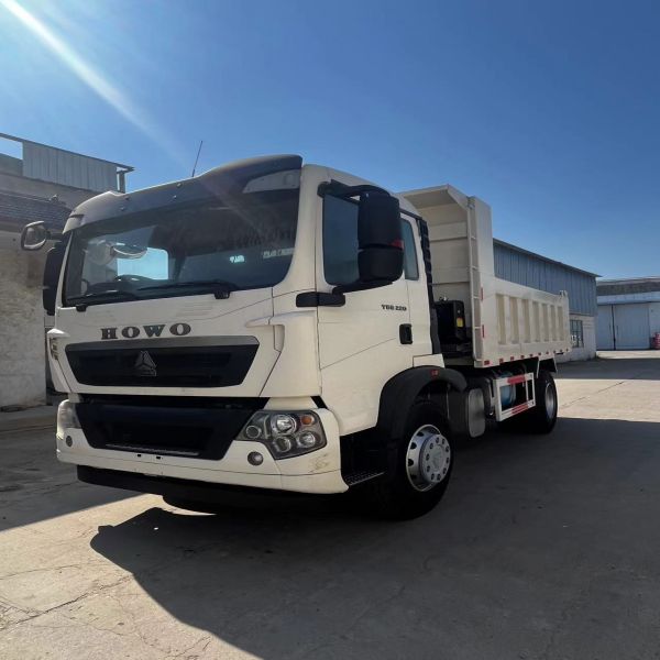 Used Dump Truck Howo T5G Sinotruk Howo 6x4 Tipper 10 Wheeler manual diesel