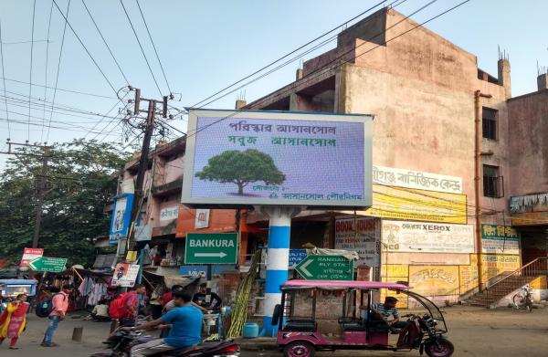 High Brightness P10 Outdoor LED Display Panel for Wide Viewing Angle and Custom Design