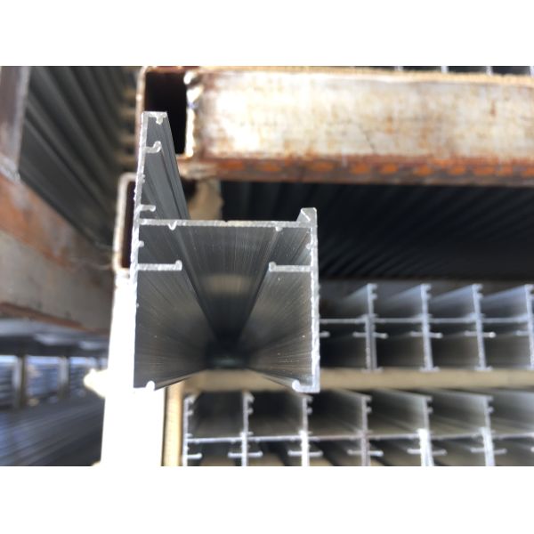 Customized Thickness 6063 Aluminum Alloy Flat Board Fencing Aluminium Slat Sections