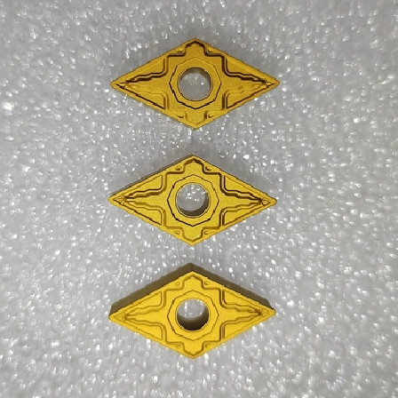 Изготовленный на заказ карбид CNC вводит износоустойчивое покрытое DNMG150604-XD