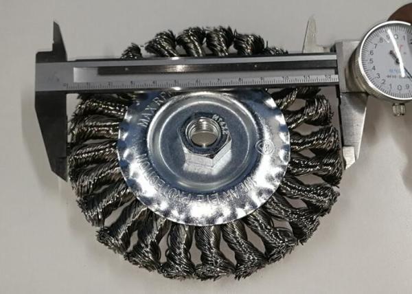 Long Lasting 5 Inch Knotted Wire Wheel Brush for Weld Spatter Removal