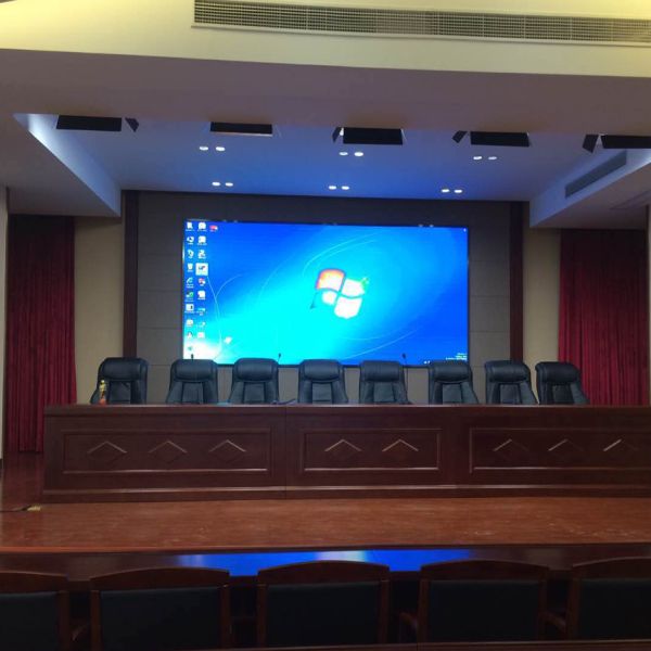 Крытый экран дисплея/панель/доска СИД полного цвета ХД П3 для выставочного зала ТВ