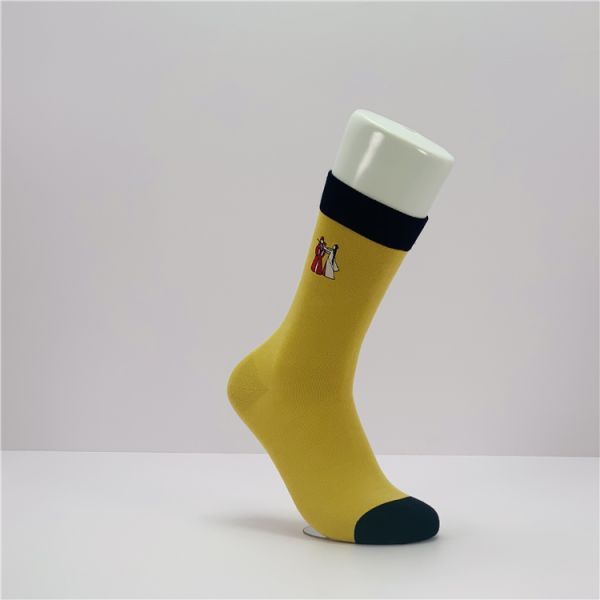Support 7 Days Sample Order Lead Time Regular Style Custom Men Women Sports Socks