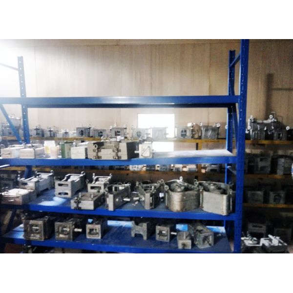 NINGBO FENGHUA HENAO MACHINERY CO.,LTD