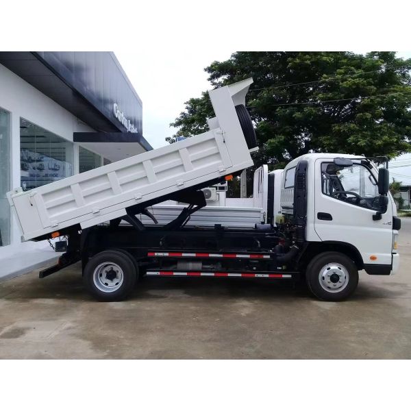 FOTON Aumark Light Dump Truck 4x2 190HP Light Duty Tipper Truck