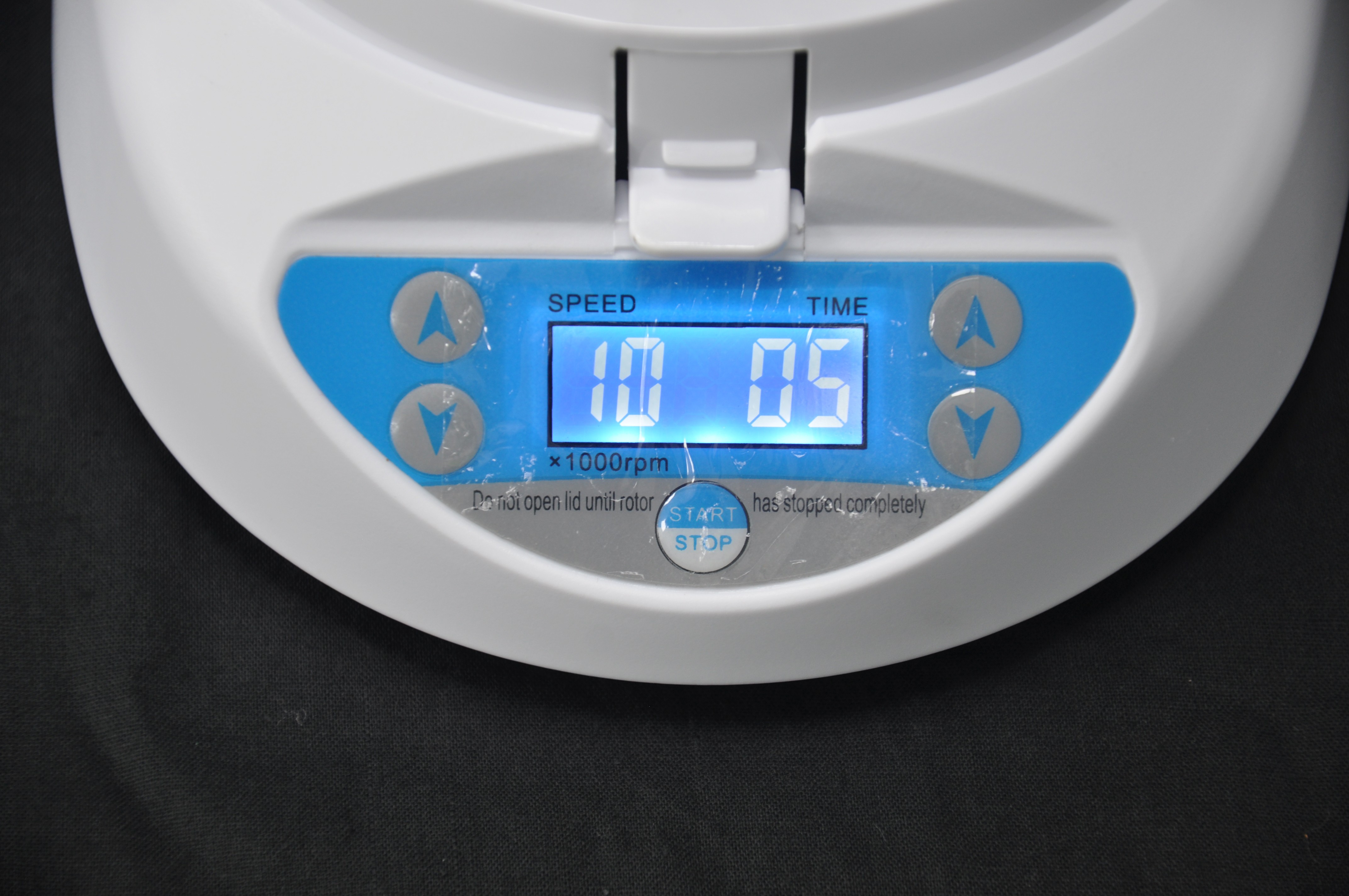 Hot Selling Portable Supermini Centrifuge 19.6x17.6x12.2cm Small High Speed 10000rpm/12000rpm Medical Research Centrifuge