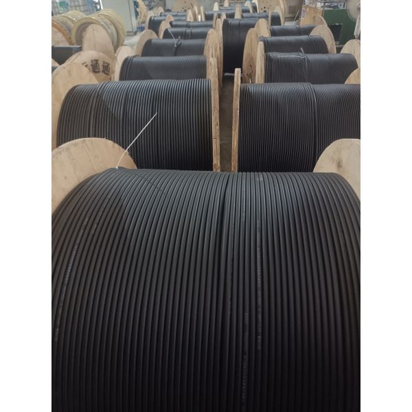 Прямое захоронение 144 Ядра Волоконно-оптический наружный кабель Антигризуночная стальная лента броня Волоконно-оптический кабель GYTS