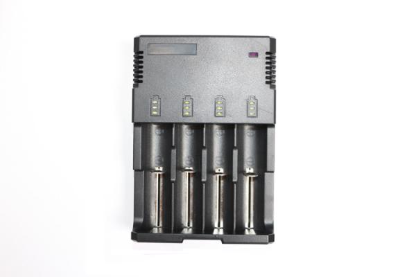 50Hz / 60Hz 2000mA 4 Bay Battery Charger 12V For AA AAA Rechargable Batteries