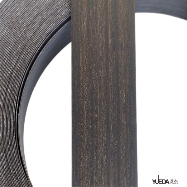 M9085 Madera Profunda - Textura de grano potenciada por la tecnología de pre-recubrimiento para la personalización tanto manual como automática del canteado