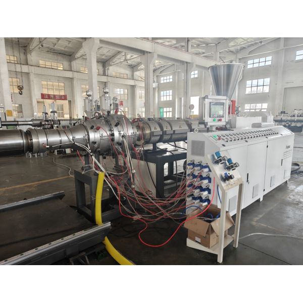 Advanced Twin Screw Extruder Pvc Pipe Extrusion Line For Water Drainage