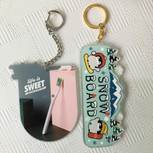 Minimalist Personalized Acrylic Cute Purse Charms Anime Figure Shaped Christmas Gifts