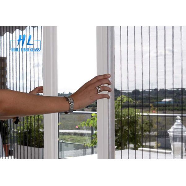 Customized Waterproof Folding Screen Door with UV Resistance