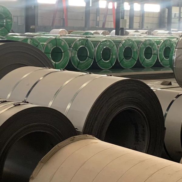 Горяче прокатаная металлическая труба из нержавеющей стали 201 304 316 300 серии