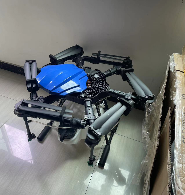 Сельское хозяйство Дрон Защита растений Вертолет Фумигация Батарейный сельскохозяйственный спрей Дрон