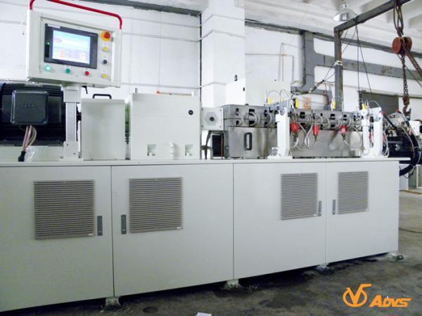 50HZ 3 Phase Lab Twin Screw Extruder Split Barrel Type For Compounding
