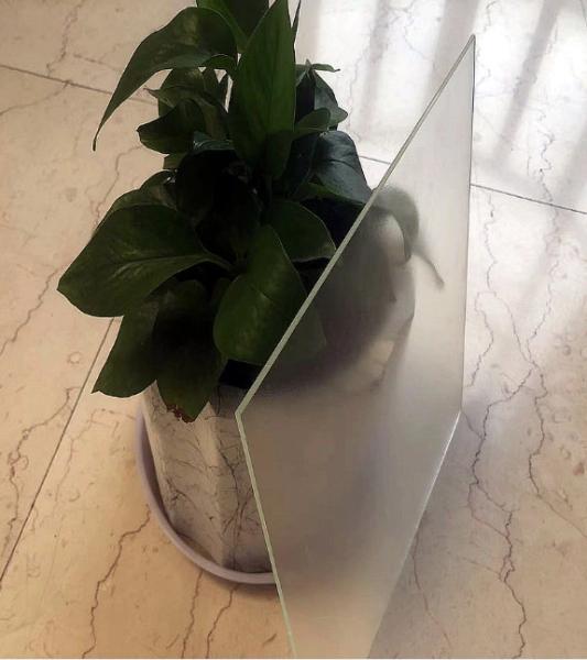 Half Cell 450W Solar Photovoltaic Glass Ultra Clear For Curtain Wall