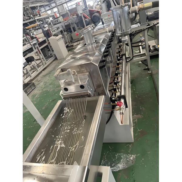 JCD-65D  500-1000kg Two-stage Co-rotating Twin Screw Extruder For Filler Modification
