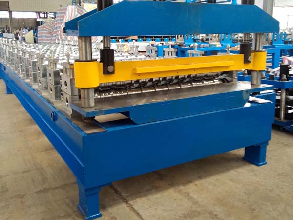 Скорость 10 до 15m машины панели крыши металла торговых центров автоматическая/минута