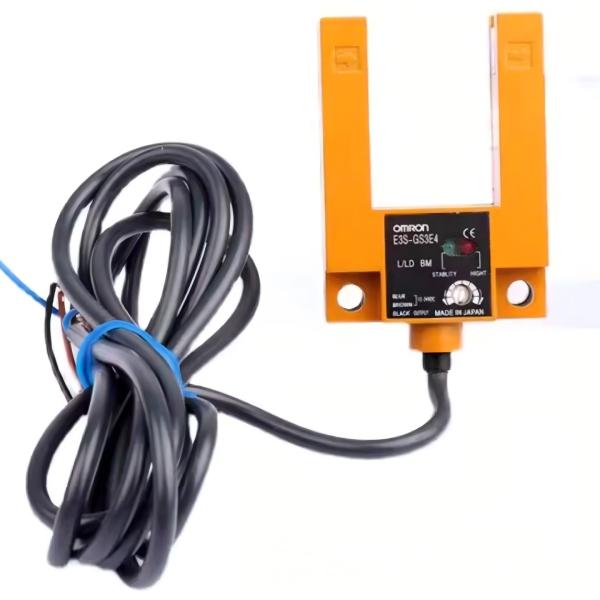 Omron E3S-GS3B4 5M proximity switch sensor, original and authentic photoelectric sensor