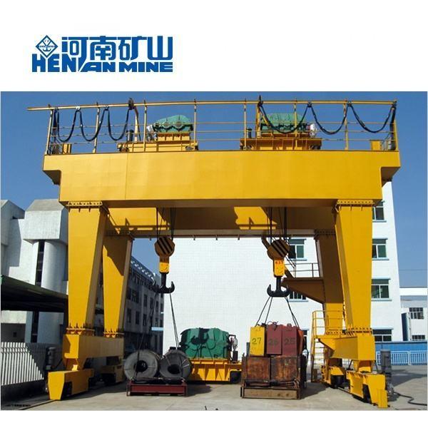 ME Type Electric Double Girder Gantry Crane 10m / Min With Two Trolleys For Shipyard
