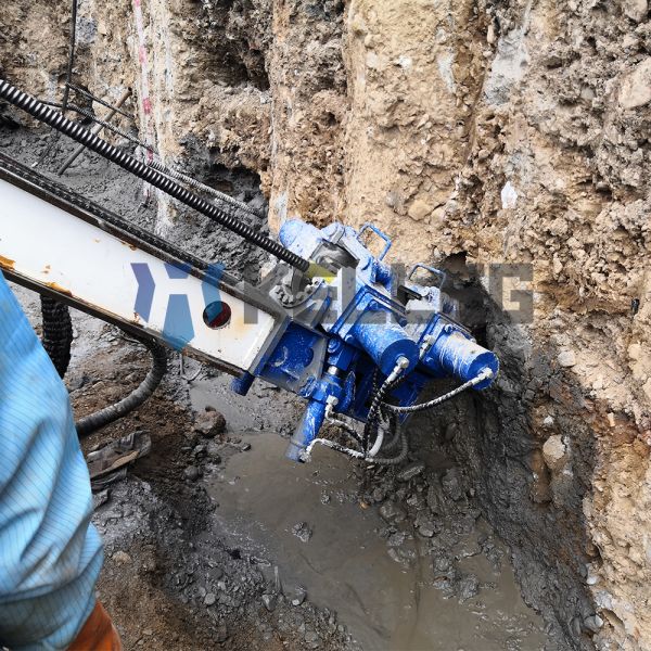 Low Price Various models Full Hydraulic Crawler Mobile Anchoring drilling rig for Self drilling anchor bars