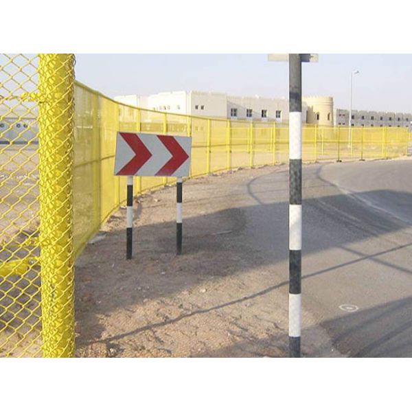 сетка диаманта PVC 12.7mm 15.9mm ограждая крен гальванизировала темное ое-зелен