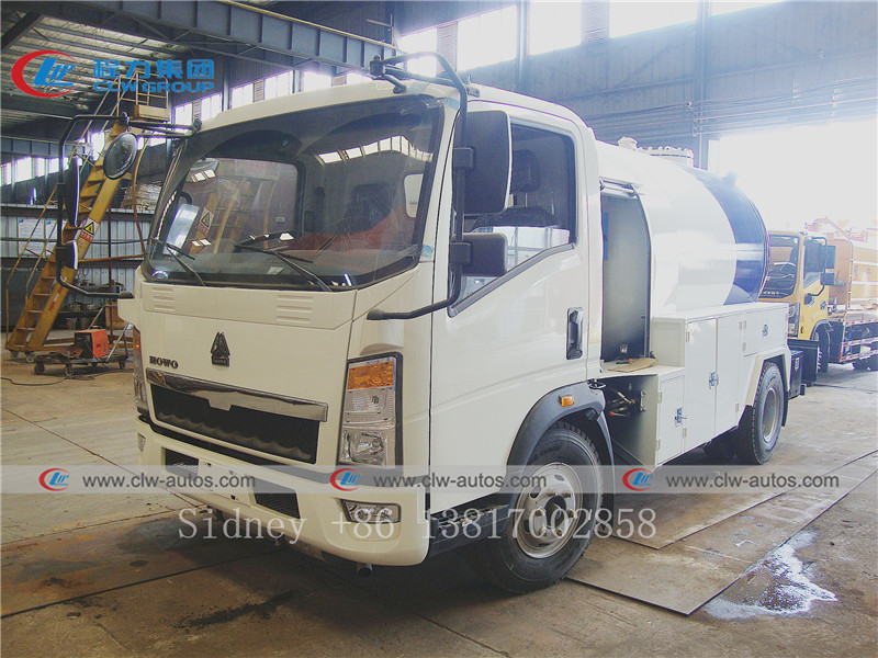 5000 литров автоцистерны Sinotuck HOWO 4x2 LPG Bobtail с распределителем
