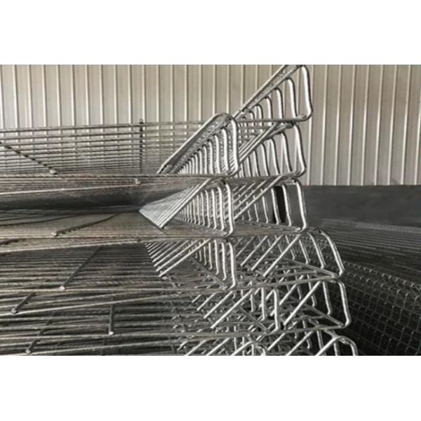 SGS Roll Top 4mm Welded Wire Mesh Panel Fence 50 X 200mm Galvanized