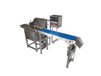 Les butées toriques de biscuit couvrent la machine de revêtement de ceinture de chocolat de tunnel de refroidissement