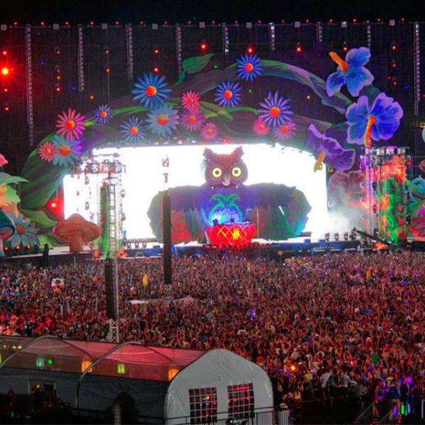 Full Color P3.91 Outdoor Rental LED Display Advertising Board  500*500mm 500*1000mm