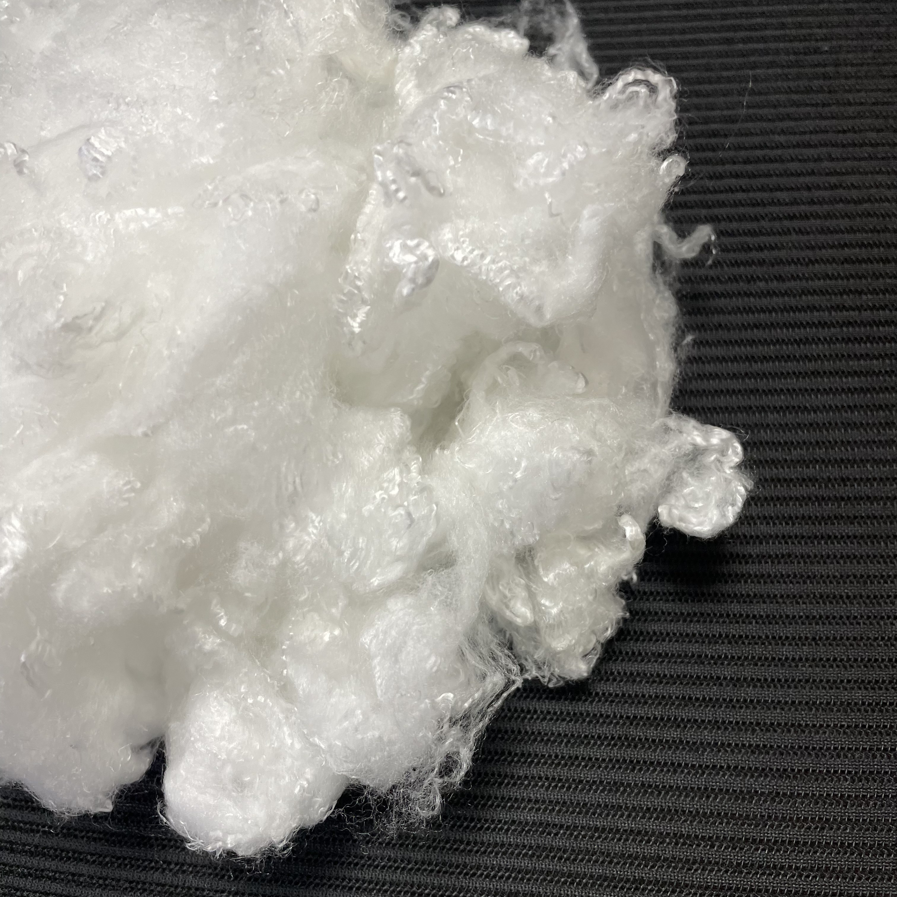 Electrostatic Polyester Staple Fiber , Friction-Generated Static Charge Filter Fiber for Industrial Dust Collection Filtration